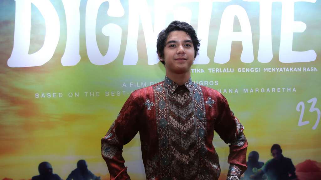 Di Balik Kemesraan Al Ghazali dan Caitlin Helderman