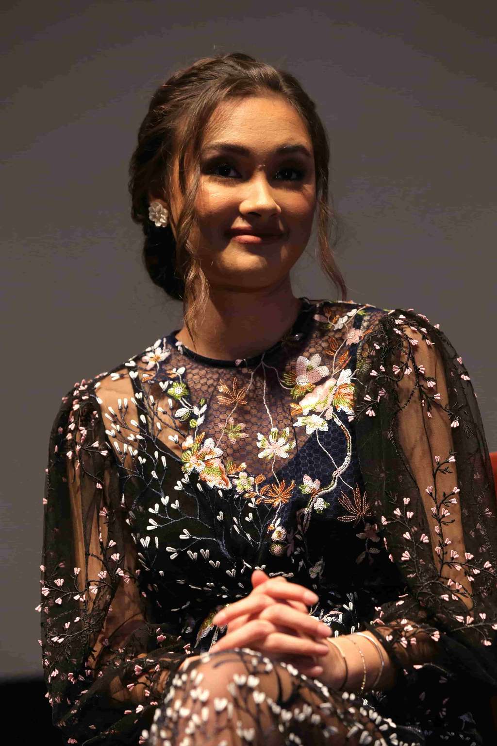 Di Balik Kemesraan Al Ghazali dan Caitlin Helderman