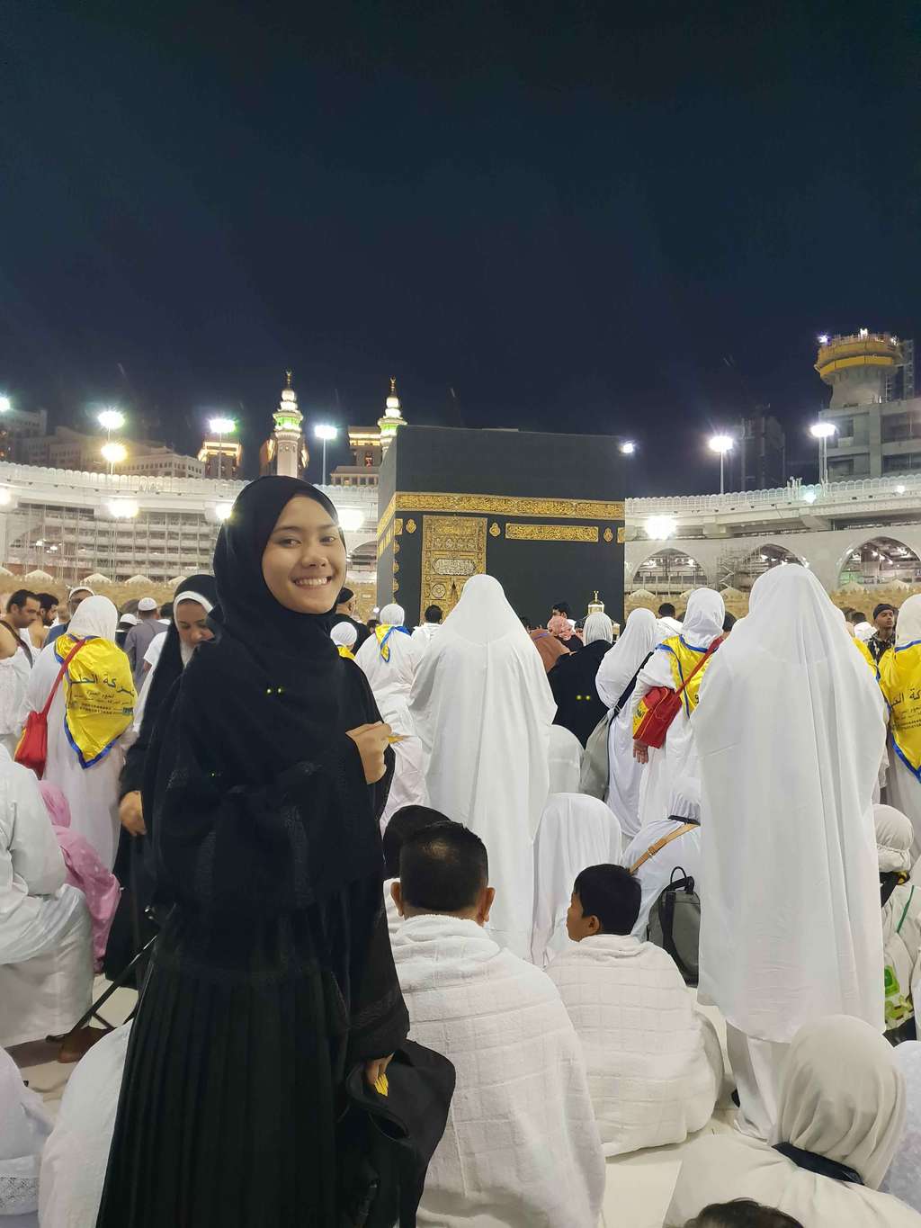 Potret Ratu Isyell, Pemenang DIW 2019 Tunaikan Ibadah Umroh