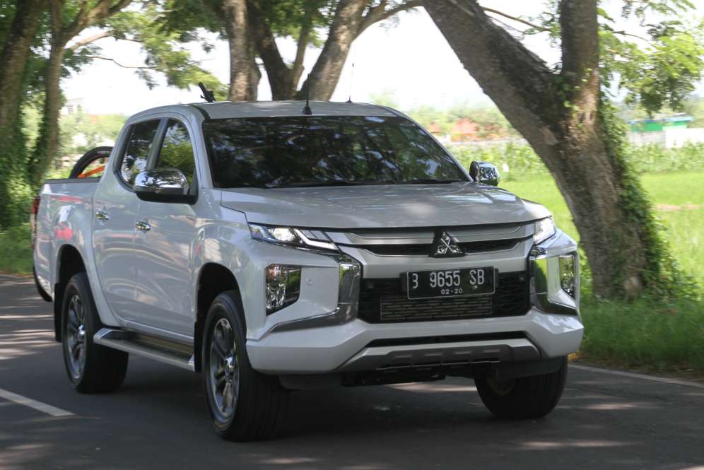 Menyiksa 4 Mobil Terbaru Si Tiga Berlian