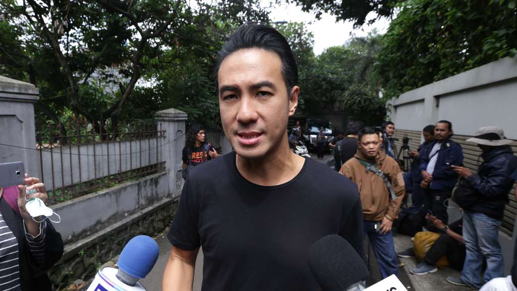 Rekan Artis Melihat Ashraf Sinclair untuk Terakhir Kalinya
