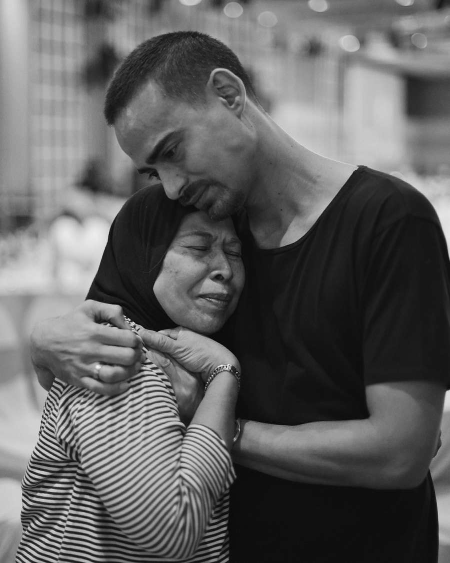 Mengharukan, Momen Keakraban Ashraf Sinclair dan Ibunda