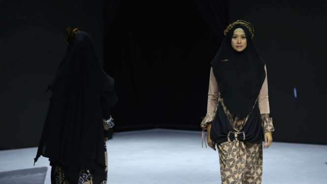 Inspirasi Perwayangan dalam Balutan Cantik Busana Syar'i
