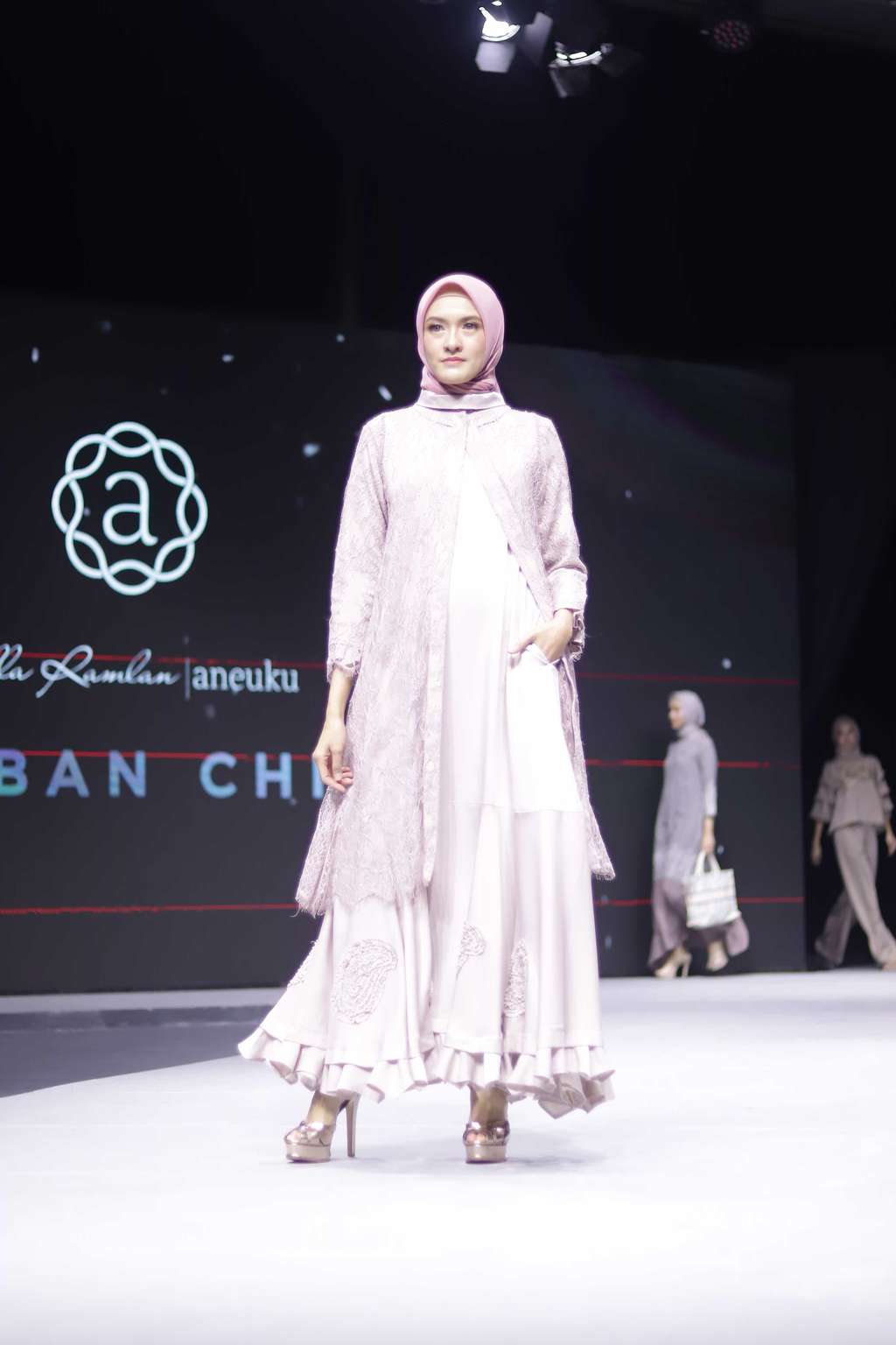 Busana Muslim Handmade Tasikmalaya Karya Olla Ramlan x Aneuku