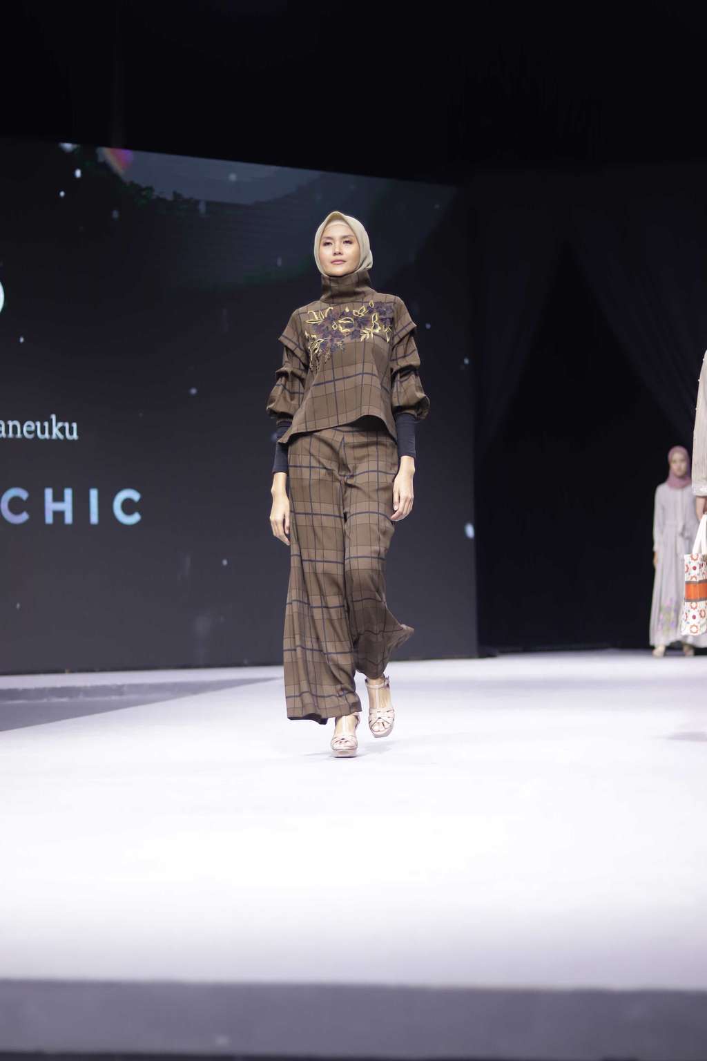 Busana Muslim Handmade Tasikmalaya Karya Olla Ramlan x Aneuku