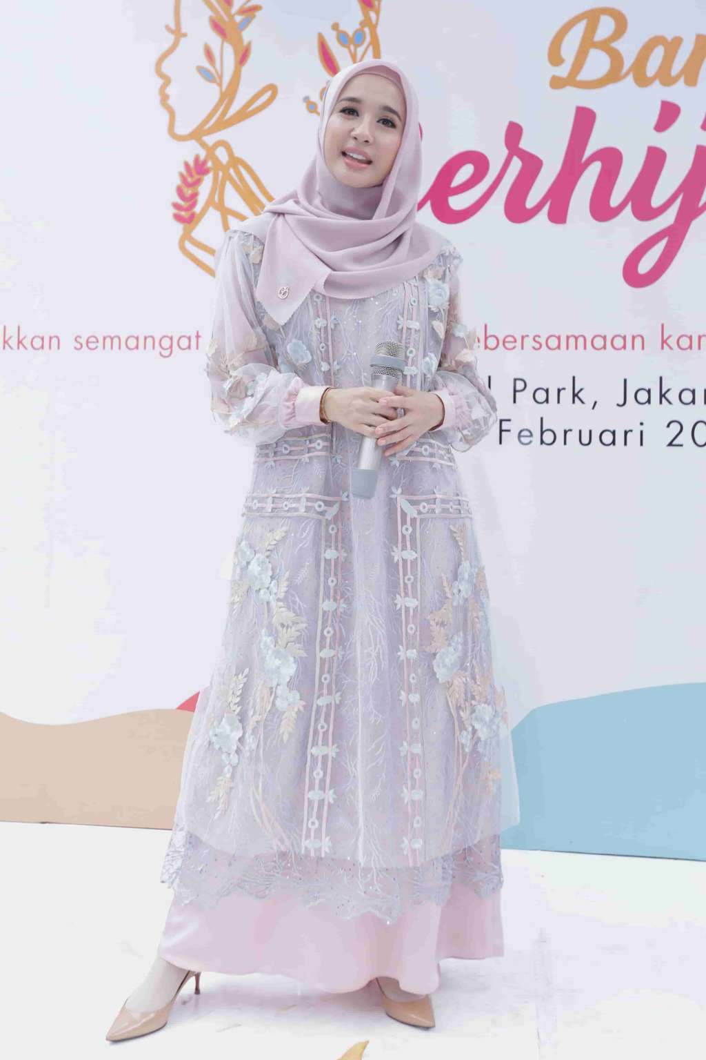 Laudya Cynthia Bella Ungkap Rahasia Cantik di #BanggaBerhijab