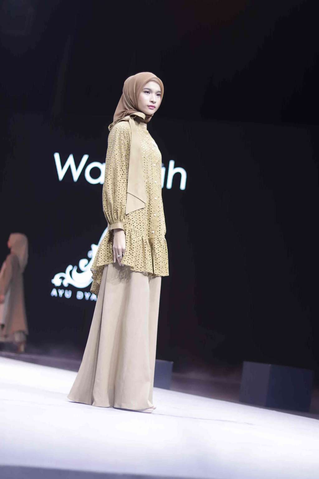 Koleksi Oase Padang Pasir Ala Ayu Dyah Andari di Muffest 2020