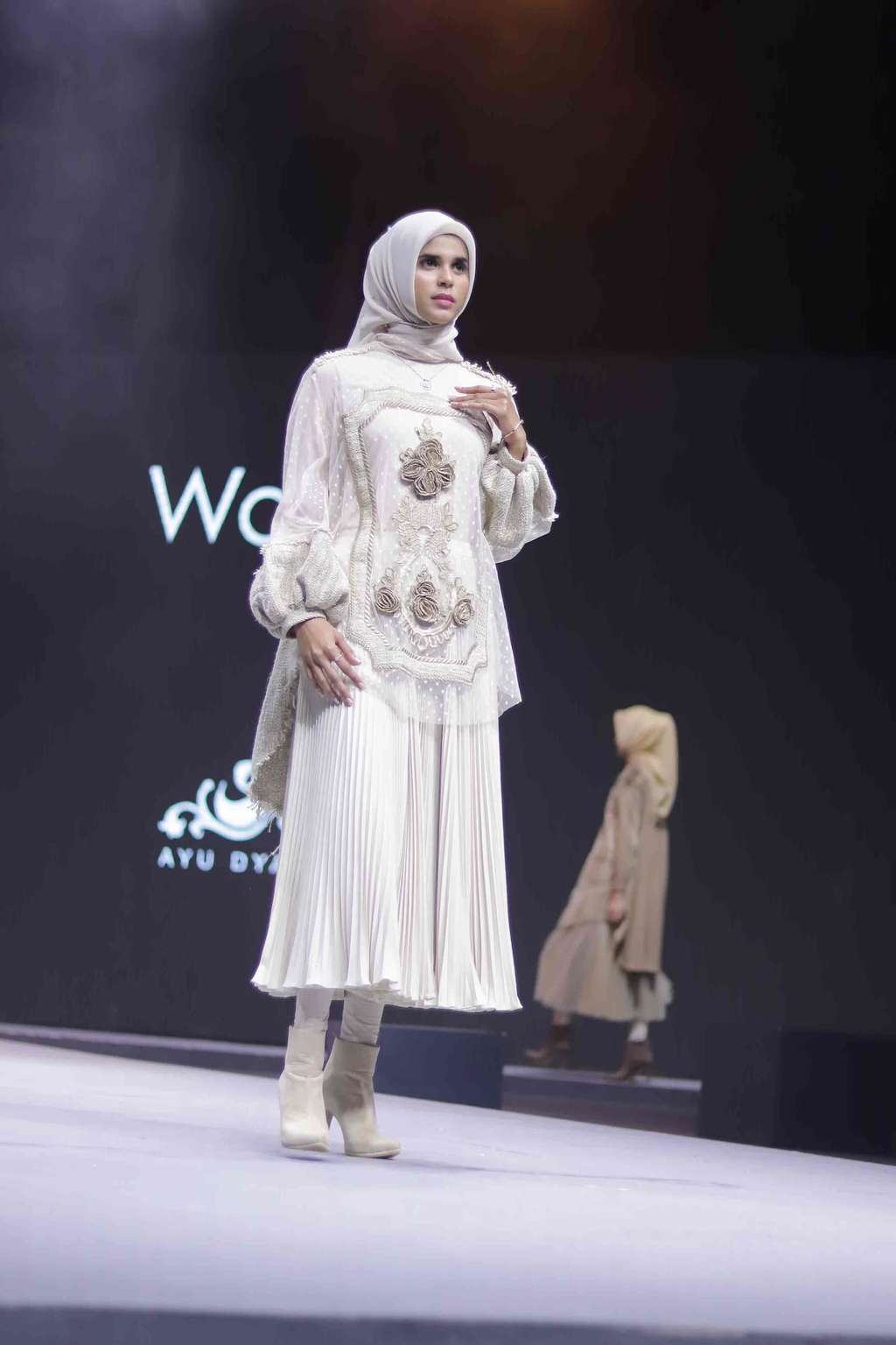 Koleksi Oase Padang Pasir Ala Ayu Dyah Andari di Muffest 2020