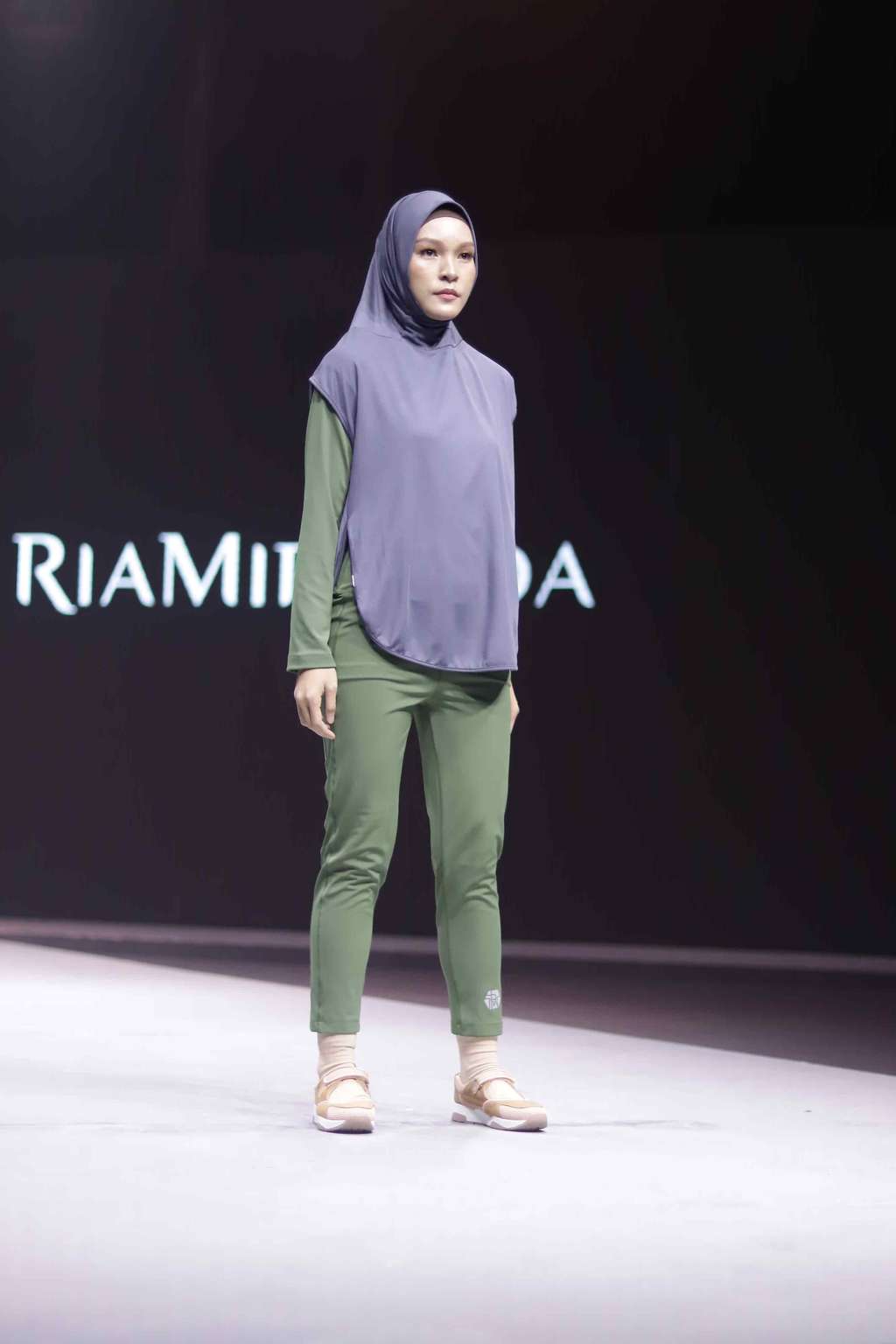 Pilihan Busana Hijab Kasual dan Stylish untuk Anak Millenial