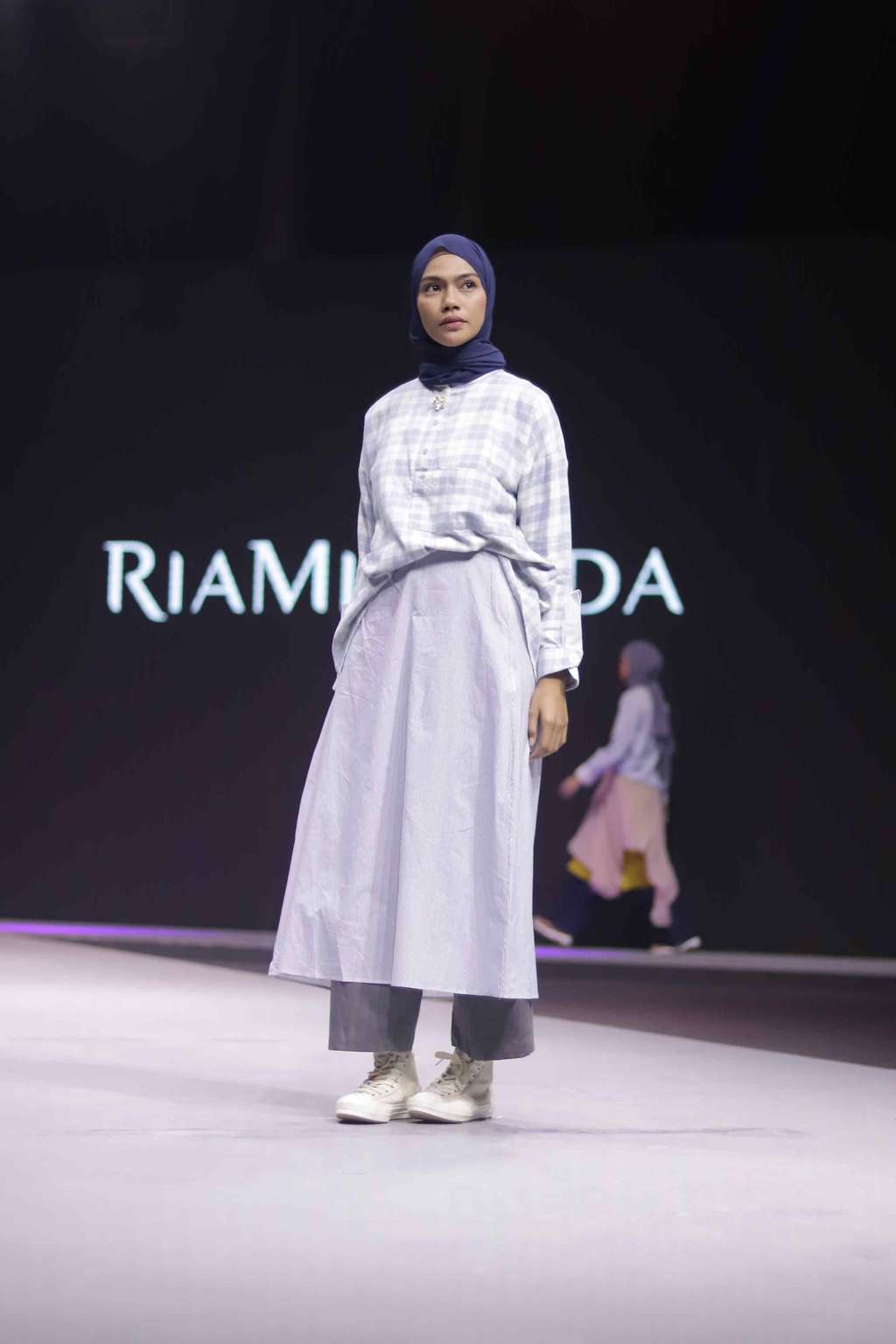 Pilihan Busana Hijab Kasual dan Stylish untuk Anak Millenial