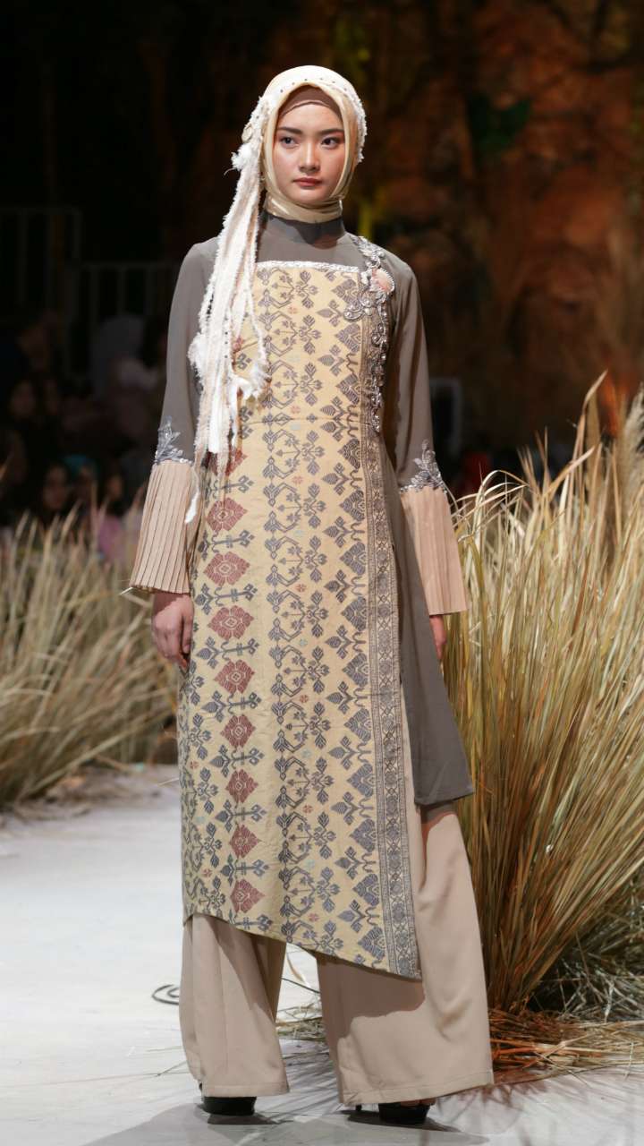 Inspirasi Tenun dan Songket Khas NTB untuk Busana Muslim