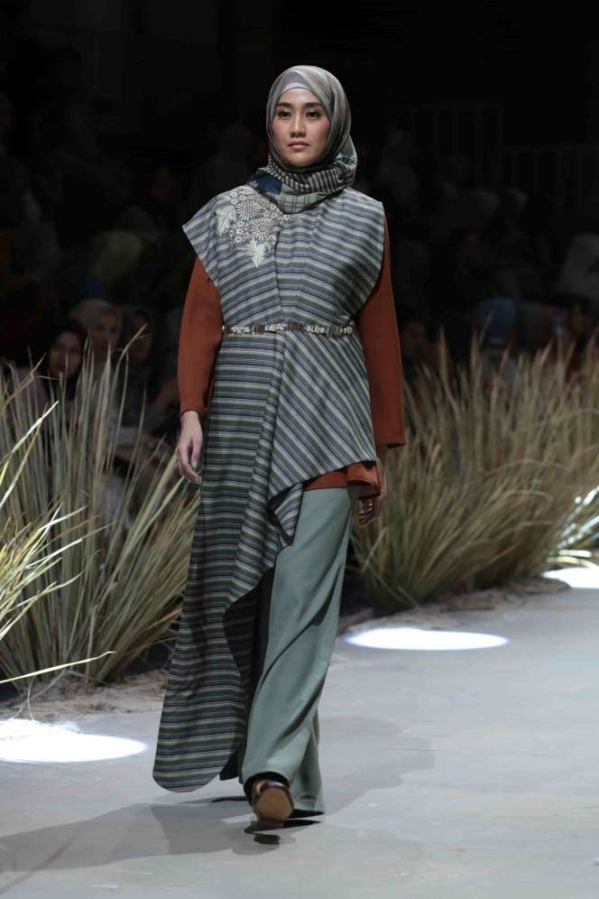 Desainer KAMI Hadirkan Selimut Afrika di Fashion Rhapsody 2020