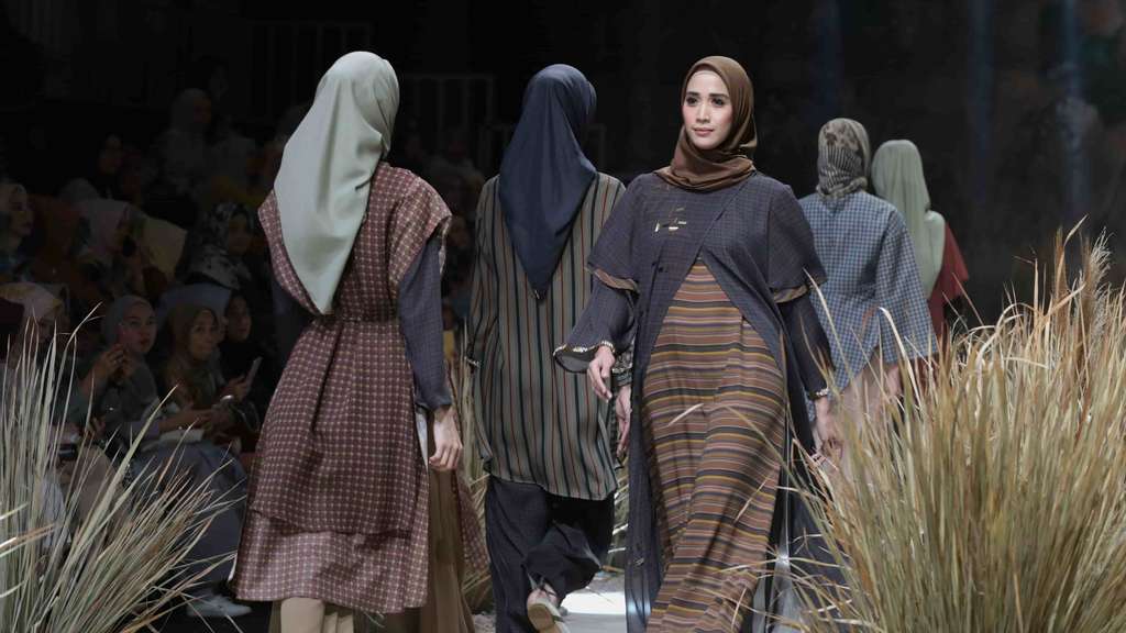 Desainer KAMI Hadirkan Selimut Afrika di Fashion Rhapsody 2020