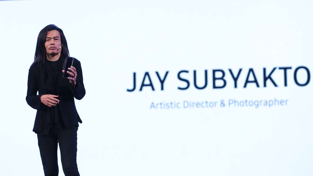 Joko Anwar dan Dian Sastro Blak-blakan Ulas Galaxy S20 Series