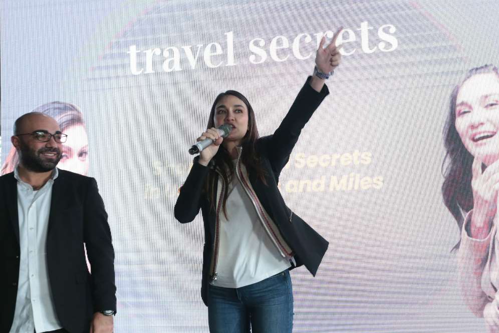 Tips Traveling Seru Budget Pas-pasan ala Luna Maya