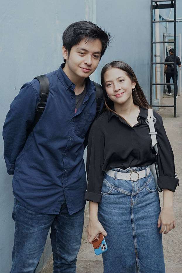 Adhisty Zara dan Angga Yunanda Bagi-bagi Duit Rp1 Miliar
