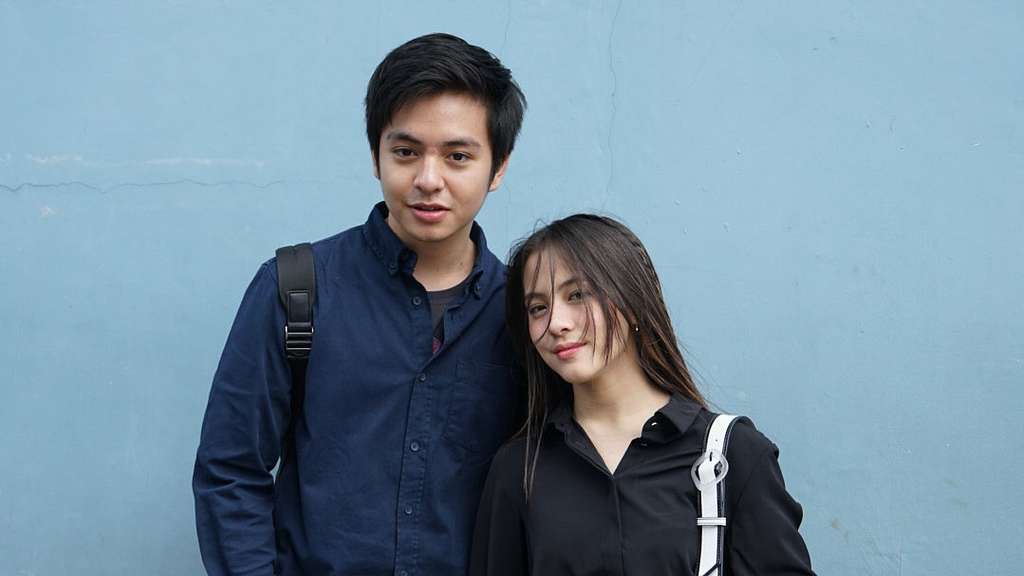 Adhisty Zara dan Angga Yunanda Bagi-bagi Duit Rp1 Miliar