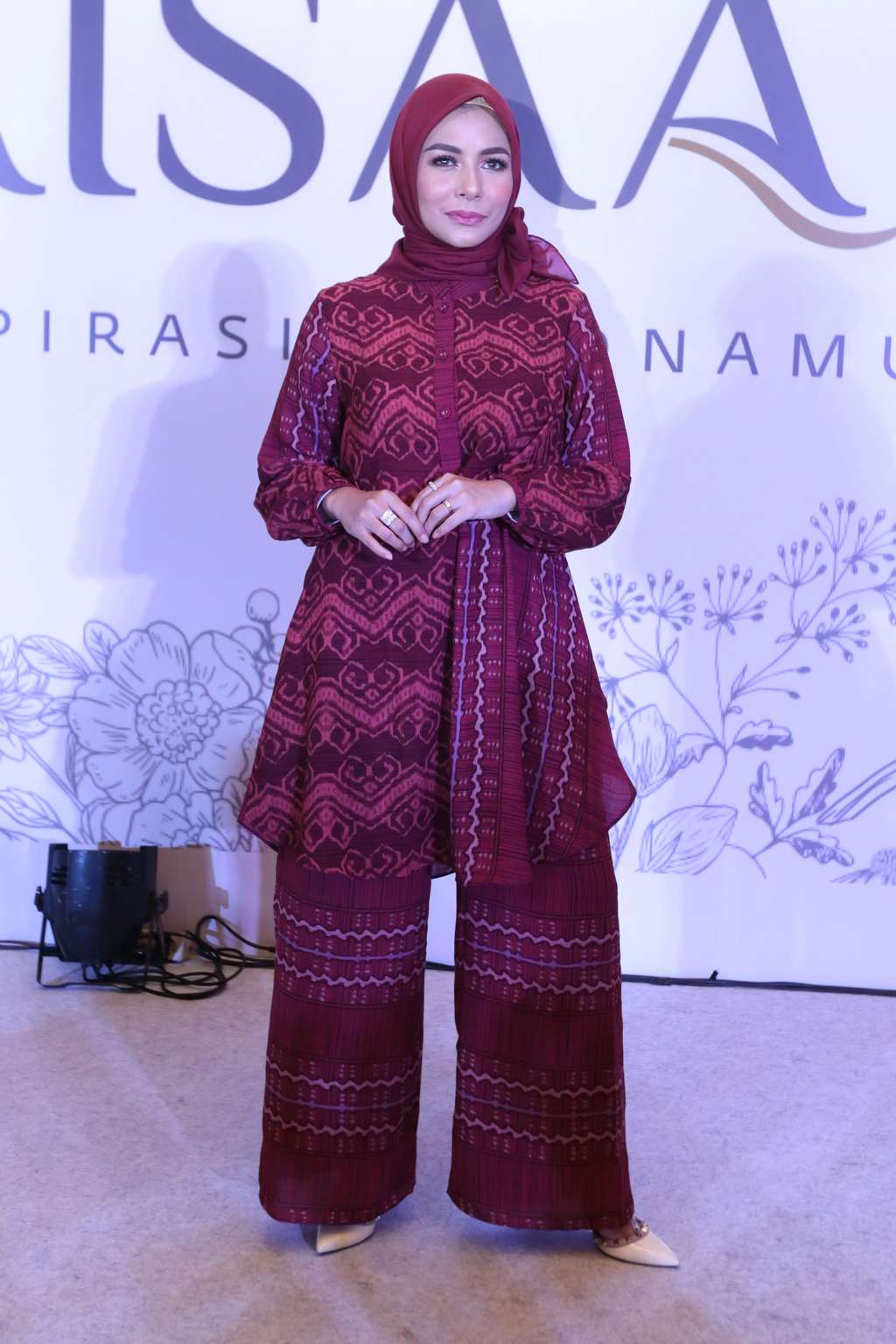 Trik Padu Padan Busana Hijab ala Meisya Siregar