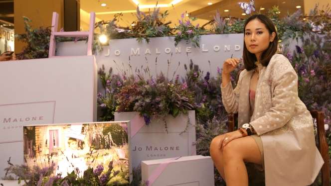 Fashion Style Ayla Dimitri Siasati Lengan Berlemak