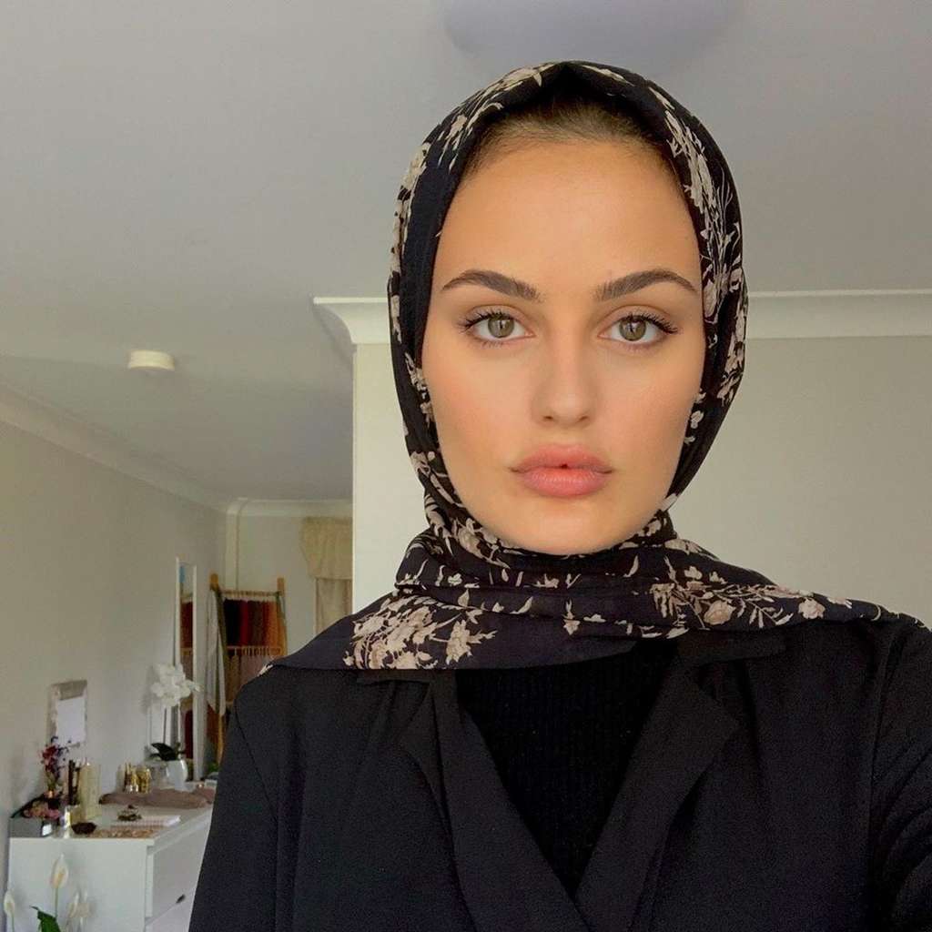 Pesona Emma Maree, Hijaber di Ajang Miss World Australia 2020