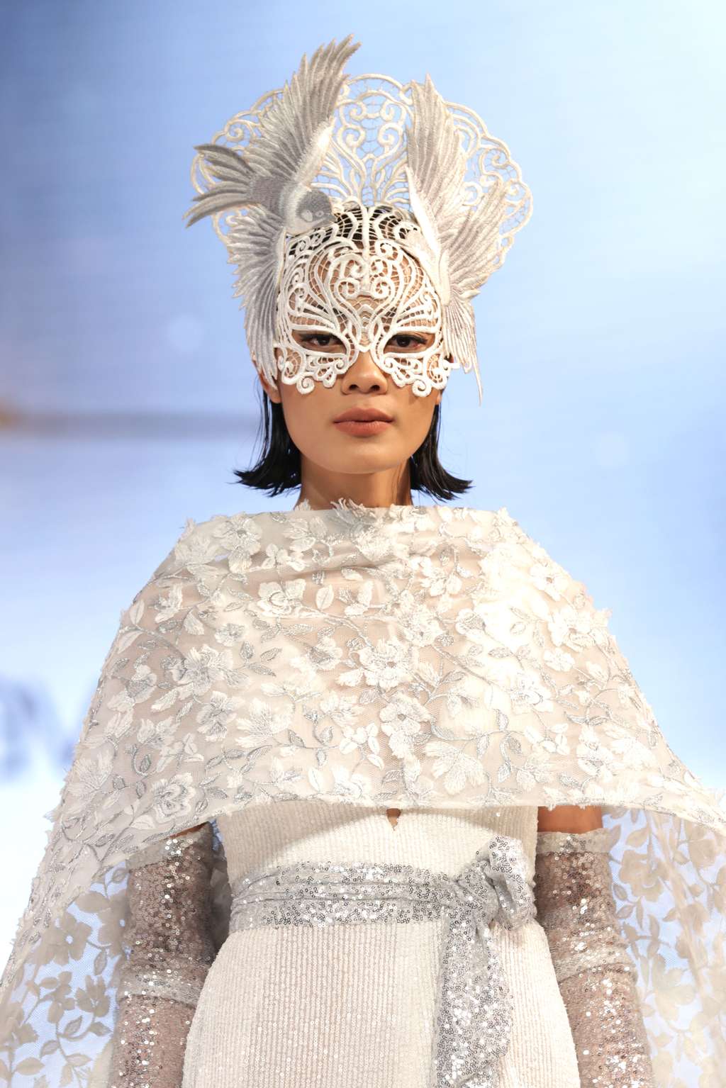 Koleksi Fly for Freedom dari Sebastian Gunawan