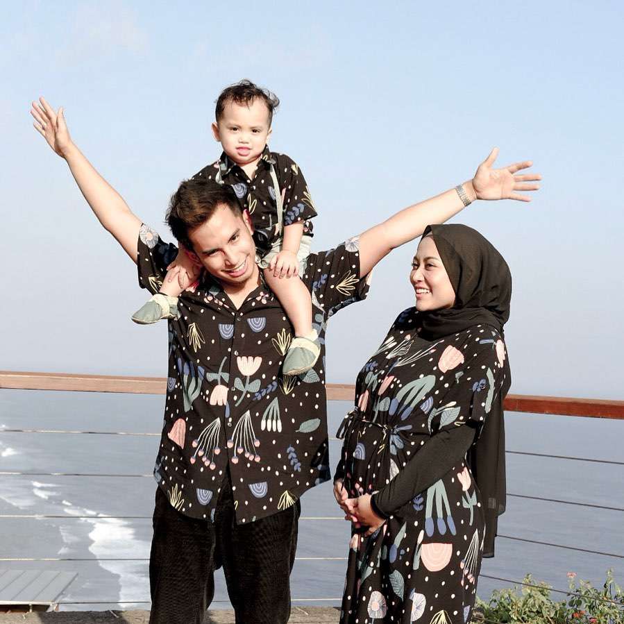 Bantu Perangi Corona, Ini 7 Gaya Sederhana Rachel Vennya 