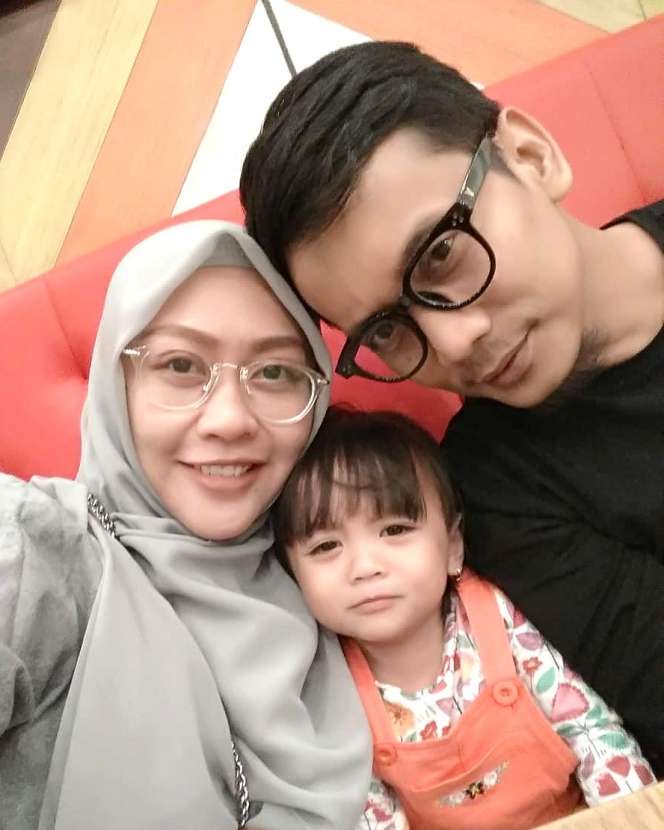 Potret Istri Bani Seventeen, Dokter yang Tangani Pasien Corona