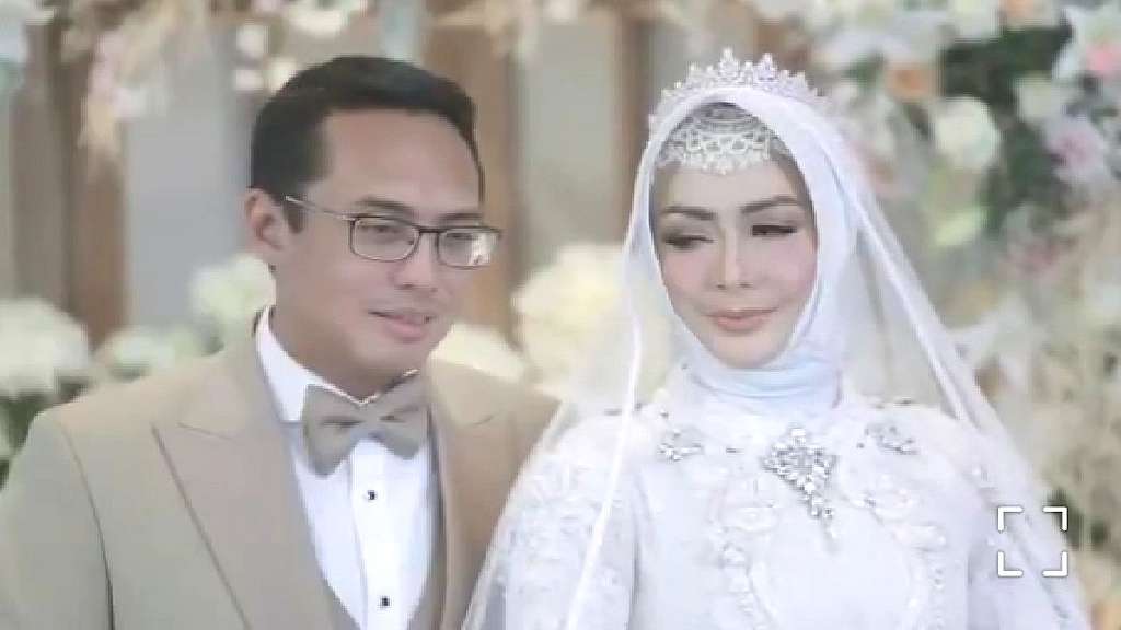 Alasan Eddies Adelia Menikah Lagi dengan Mantan Suami