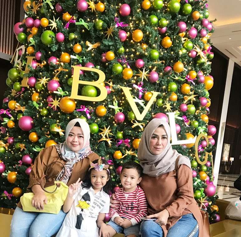 Tak Terekspos, Wanita di Balik Sukses Raffi Ahmad Jadi Artis