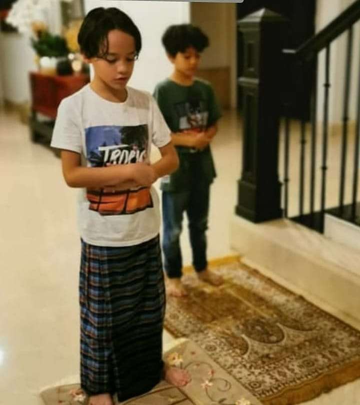 Momen Noah Sinclair, Putra BCL Belajar Ngaji Online