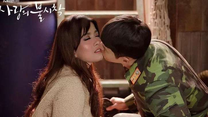 5 Foto Editan Halu Artis Indonesia dengan Aktor Korea