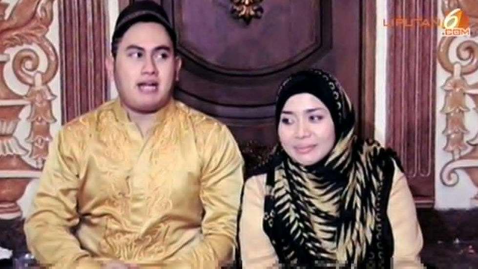 Potret 3 Selebritis yang Putuskan Nikahi Ibu Angkatnya