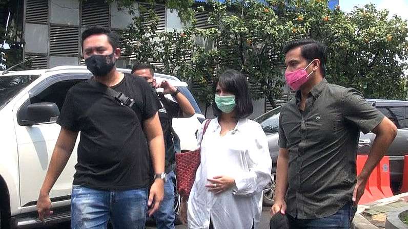 Hamil 6 Bulan, Vanessa Angel Jadi Tersangka Kasus Narkotika