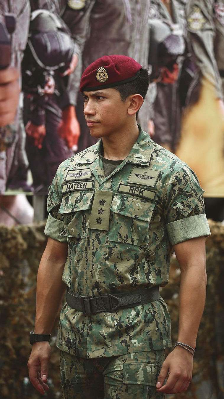 Potret 6 Pesona Pangeran Mateen, Auto Bikin Jatuh Hati!