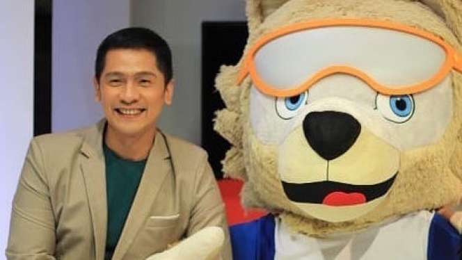 Suara Dentuman Misterius, Adi Nugroho: Kaca Bergetar