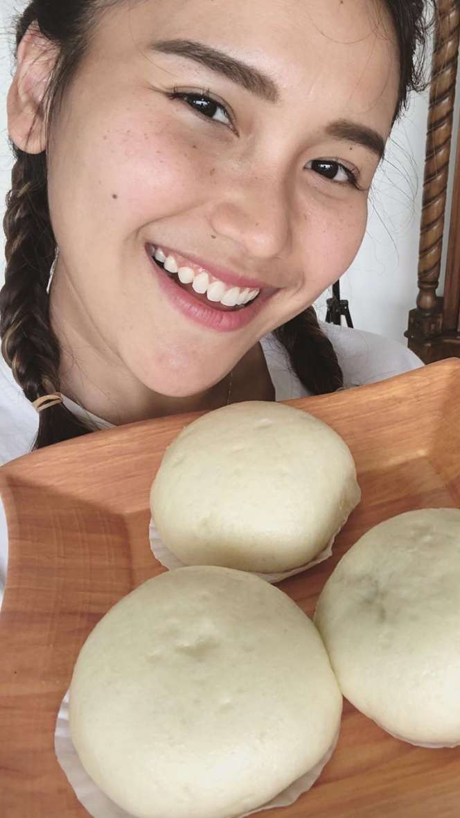 Banting Stir, 4 Seleb Ini Jual Makanan Hingga Barang Pribadi