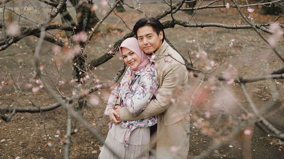 Bikin Baper, 5 Artis Ini Jalani Puasa Perdana Bareng Pasangan
