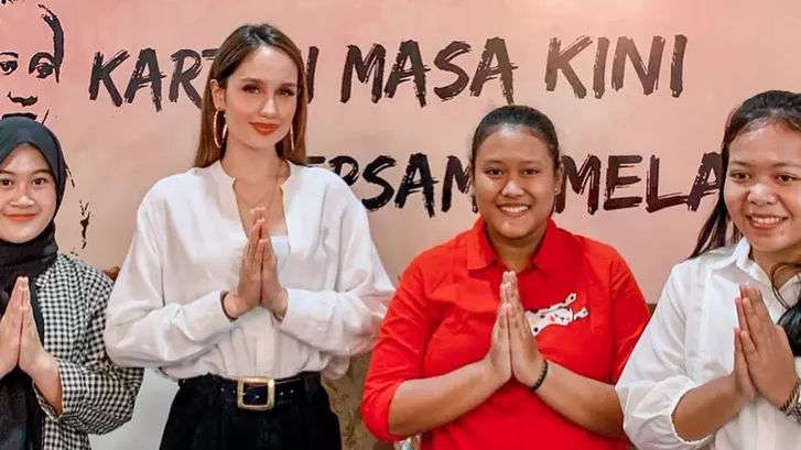 Tak Melulu Berkebaya, Gaya Cinta Laura Rayakan Hari Kartini