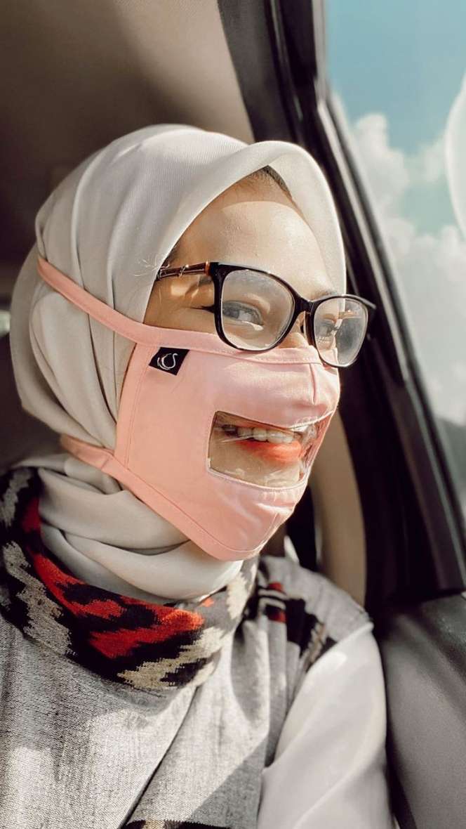 Nyeleneh Abis, 5 Masker Publik Figur yang Anti Mainstream