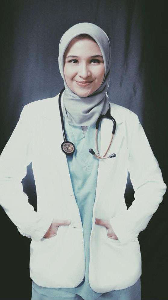 Potret Sarah Shahab, Pesinetron yang Jadi Dokter Pasien Corona