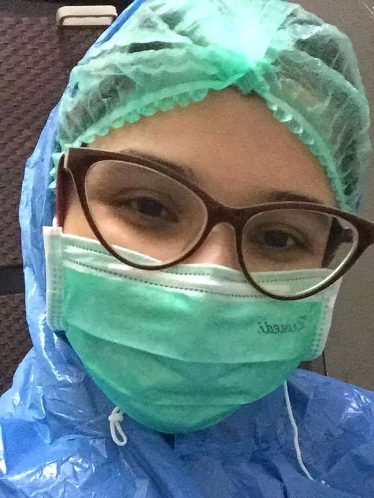 Potret Sarah Shahab, Pesinetron yang Jadi Dokter Pasien Corona