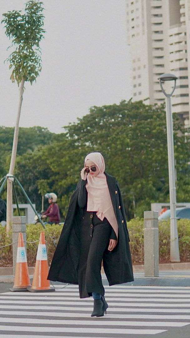 5 Inspirasi HOTD Wirda Mansur, Putri Ustaz Yusuf Mansur
