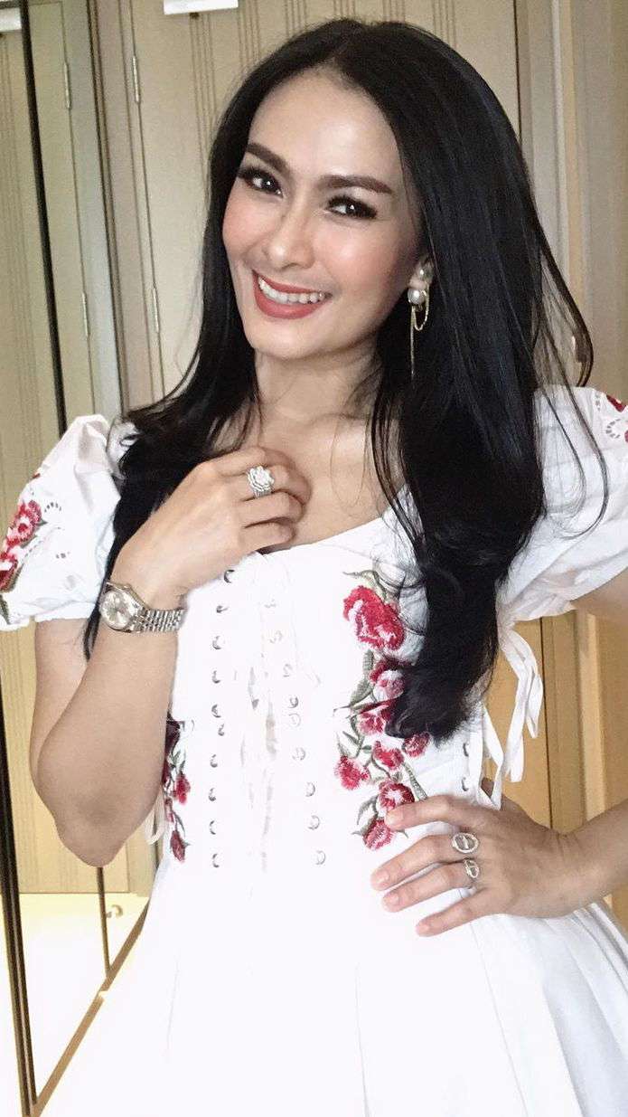 Iis Dahlia Curhat Pusing Mikirin Cicilan Rp250 Juta/Bulan