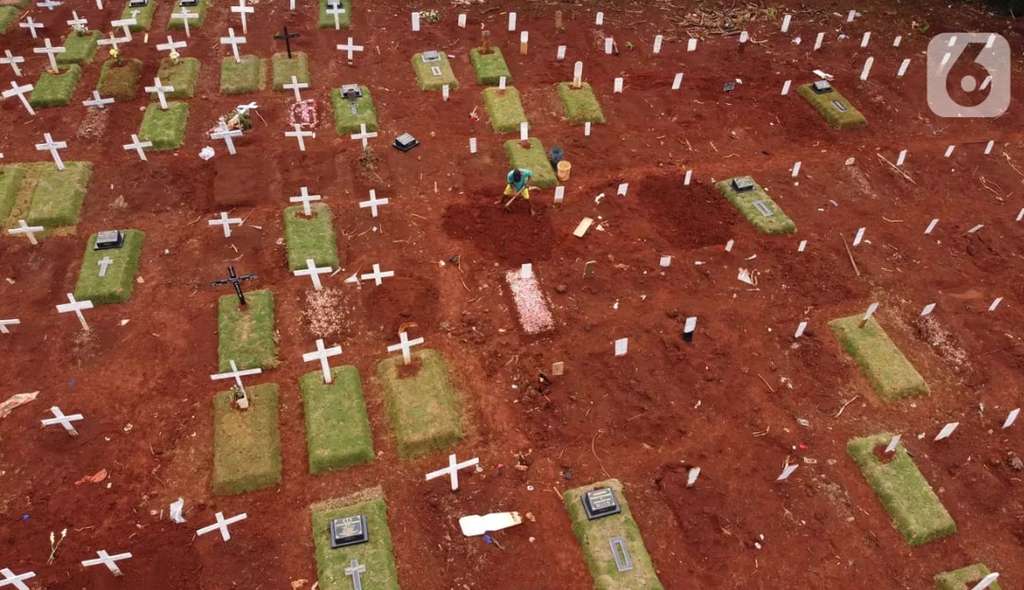 Melihat Lebih Dekat Makam Korban Covid-19, Bak Kuburan Massal