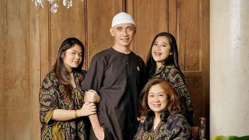 5 Selebriti Jalani Ramadhan Tanpa Didampingi Pasangan