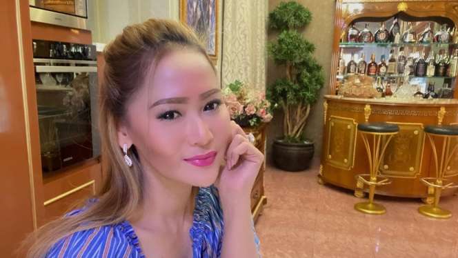 Tidak Lulus SMA, 5 Artis yang Kini Sukses Tajir Melintir