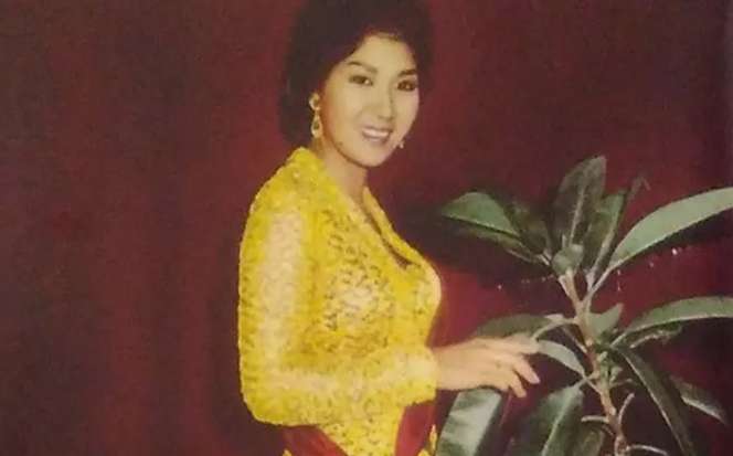 5 Foto Masa Muda Titiek Puspa, Mirip Banget Isyana Sarasvati!