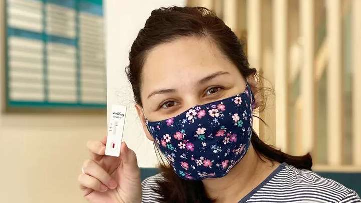 Hasil Rapid Test Corona Mona Ratuliu Jelang Lahiran Anak Ke-4
