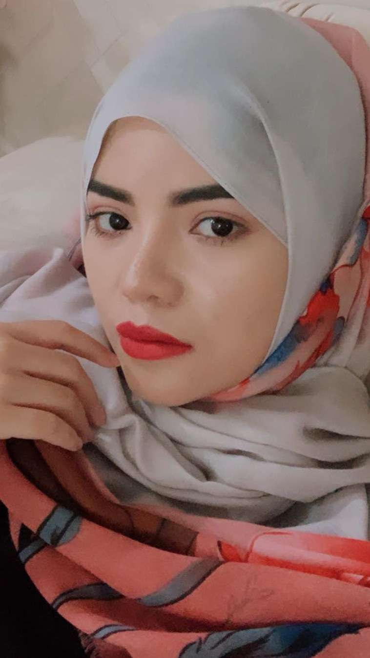 Mantan Santri, Lihat Gaya 4 Artis Seksi Saat Kenakan Hijab