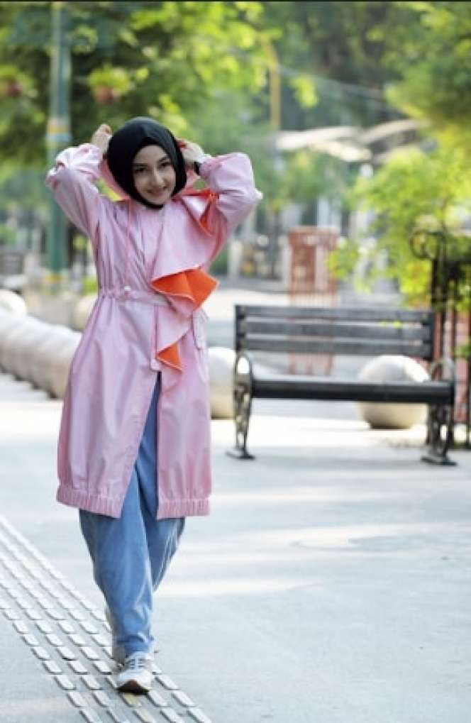 Outer Pelindung Diri Stylish & Wudhu Friendly By Wening Angga